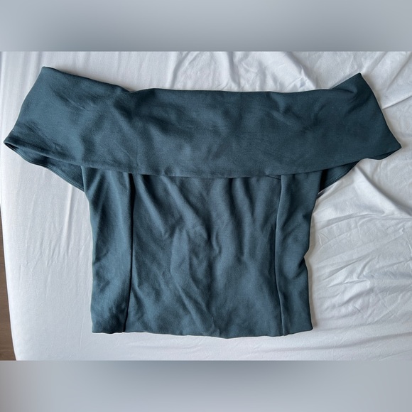 Banana Republic Lightweight Ponte Off Shoulder Top in Obsidian Pool Blue Size S - Picture 3 of 10